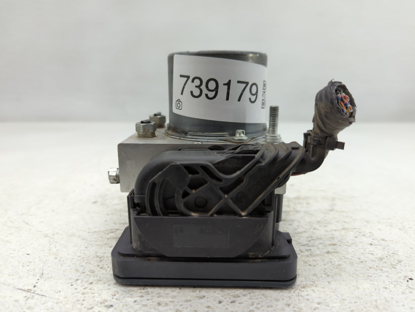 2018-2020 Toyota Camry ABS Pump Control Module Replacement P/N:44540 06290 Fits Fits 2018 2019 2020 OEM Used Auto Parts - Oemusedautoparts1.com