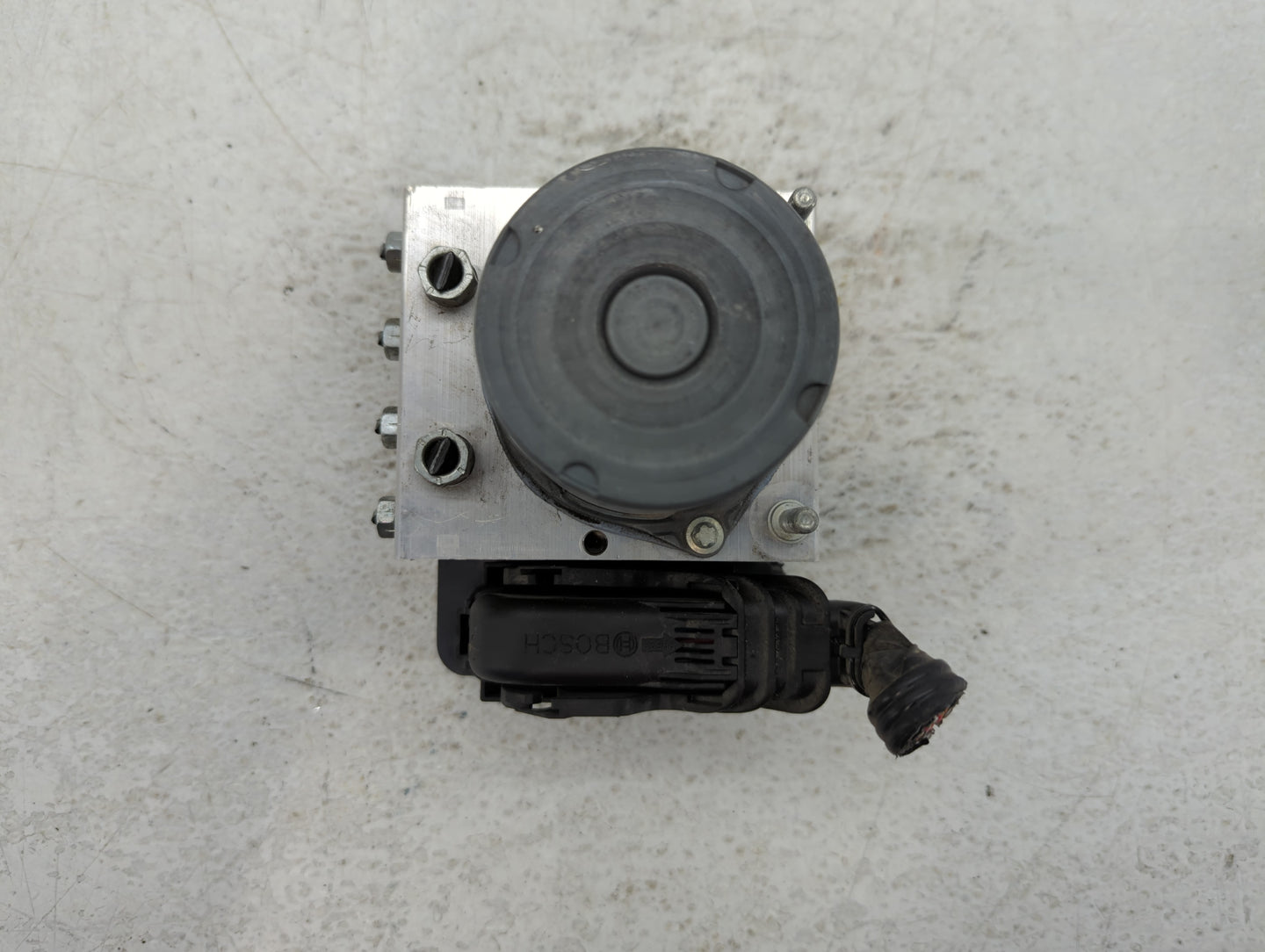 2018-2020 Toyota Camry ABS Pump Control Module Replacement P/N:44540 06290 Fits Fits 2018 2019 2020 OEM Used Auto Parts - Oemusedautoparts1.com