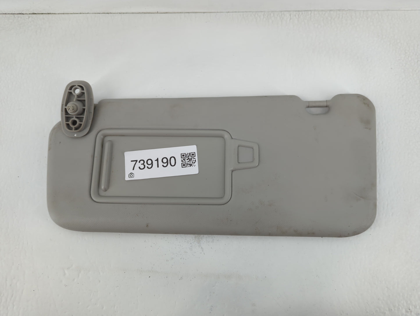 2021-2022 Kia Seltos Sun Visor Shade Replacement Driver Left Mirror Fits Fits 2021 2022 OEM Used Auto Parts - Oemusedautoparts1.com