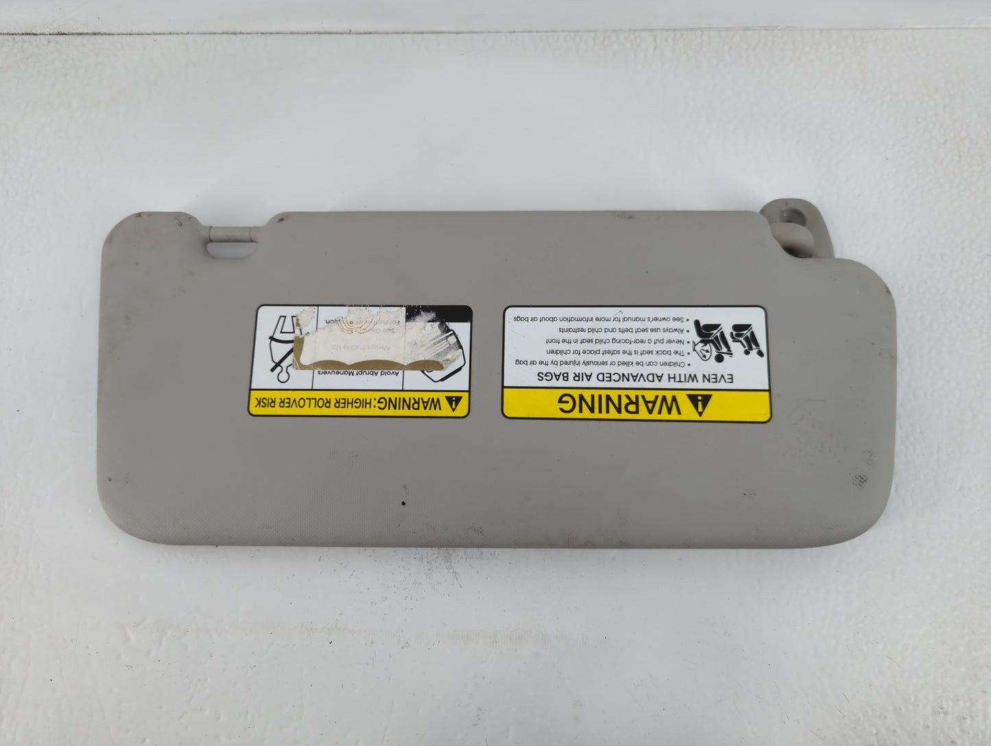 2021-2022 Kia Seltos Sun Visor Shade Replacement Driver Left Mirror Fits Fits 2021 2022 OEM Used Auto Parts - Oemusedautoparts1.com