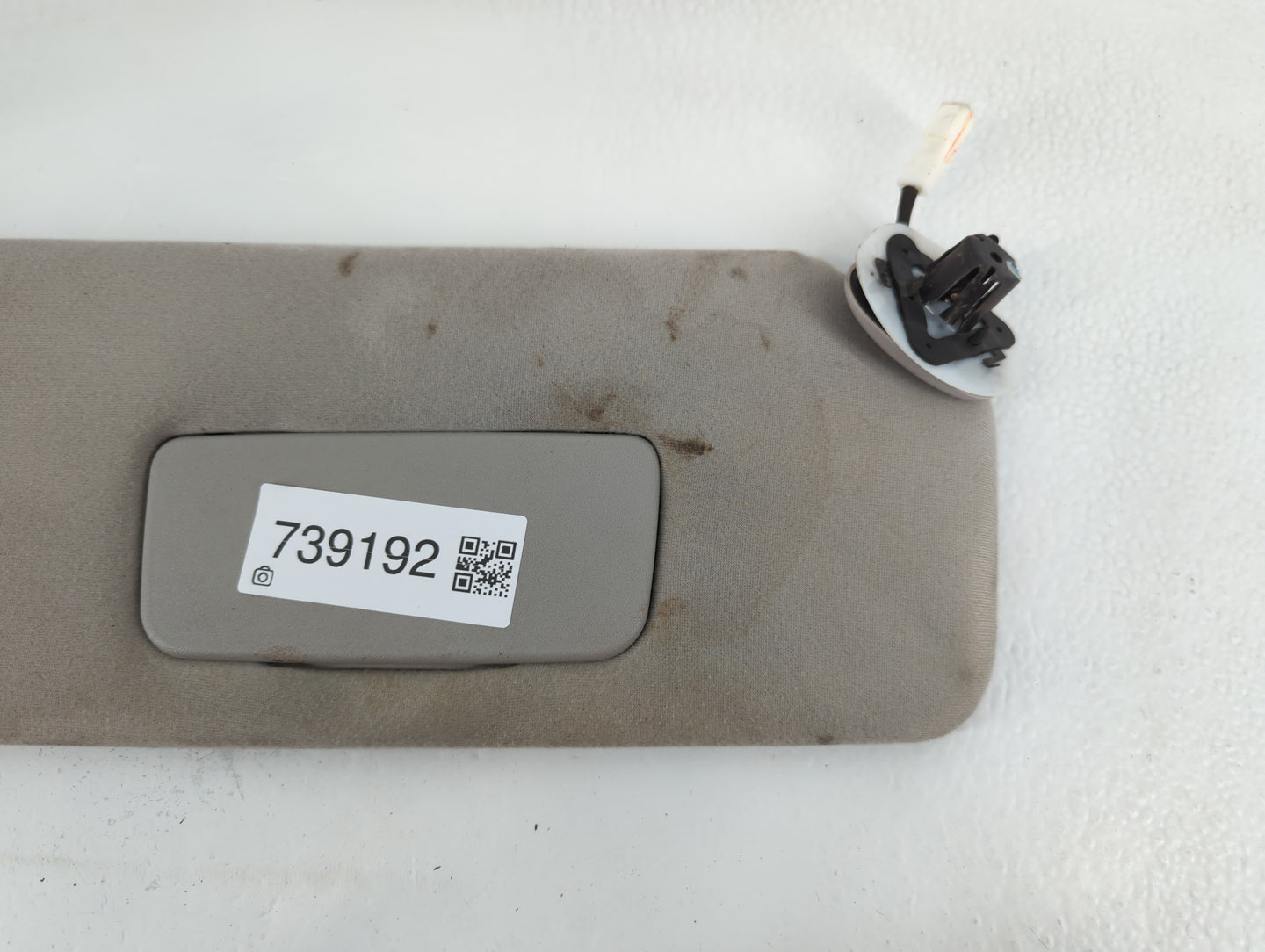 2005-2010 Toyota Sienna Sun Visor Shade Replacement Passenger Right Mirror Fits Fits 2005 2006 2007 2008 2009 2010 OEM Used Auto Parts - Oemusedautoparts1.com