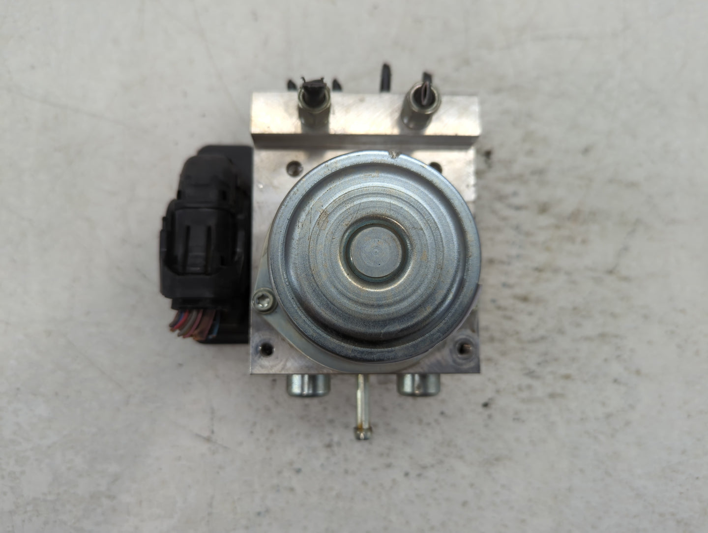 2012-2015 Nissan Rogue ABS Pump Control Module Replacement P/N:47660 JM04A 23091161 Fits Fits 2012 2013 2014 2015 OEM Used Auto Parts - Oemusedautoparts1.com