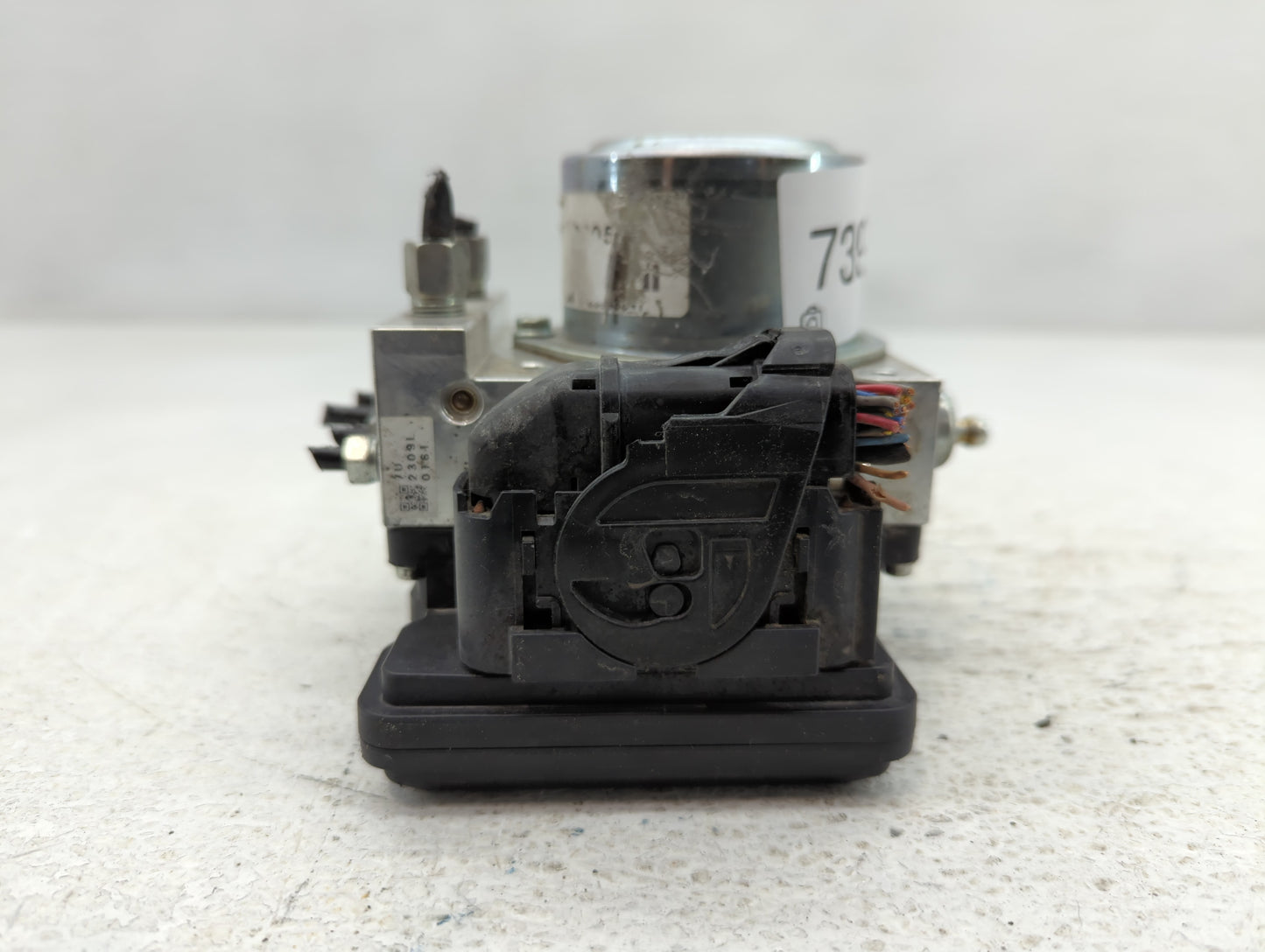 2012-2015 Nissan Rogue ABS Pump Control Module Replacement P/N:47660 JM04A 23091161 Fits Fits 2012 2013 2014 2015 OEM Used Auto Parts - Oemusedautoparts1.com