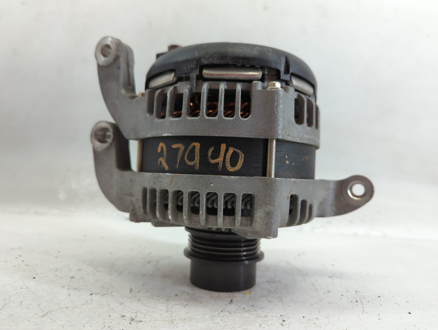 2019-2020 Lincoln Nautilus Alternator Replacement Generator Charging Assembly Engine OEM P/N:K2GT-10300-BC Fits Fits 2019 2020 OEM Used Auto Parts - Oemusedautoparts1.com