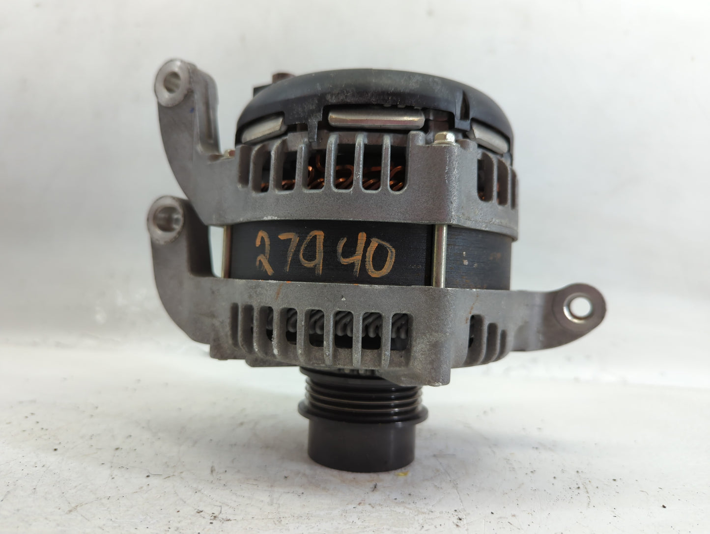 2019-2020 Lincoln Nautilus Alternator Replacement Generator Charging Assembly Engine OEM P/N:K2GT-10300-BC Fits Fits 2019 2020 OEM Used Auto Parts - Oemusedautoparts1.com