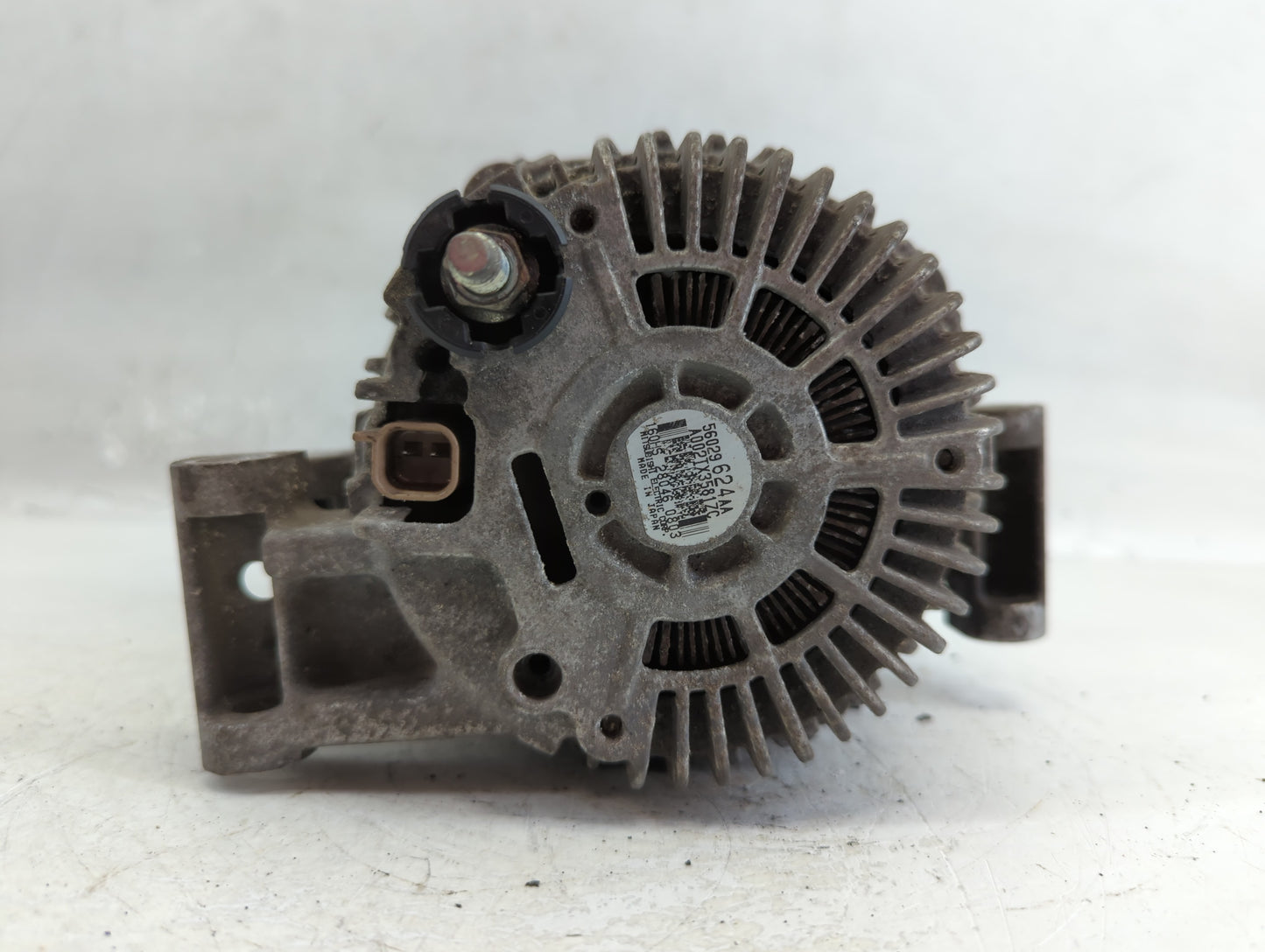 2014-2018 Jeep Cherokee Alternator Replacement Generator Charging Assembly Engine OEM P/N:56029624AA Fits OEM Used Auto Parts - Oemusedautoparts1.com