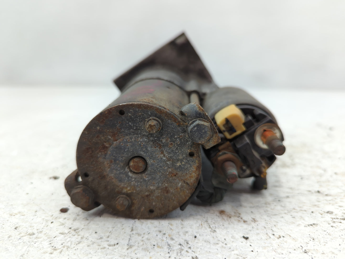 2004-2005 Chevrolet Impala Car Starter Motor Solenoid OEM P/N:12593764 Fits Fits 2004 2005 2006 2007 2008 2009 OEM Used Auto Parts - Oemusedautoparts1.com