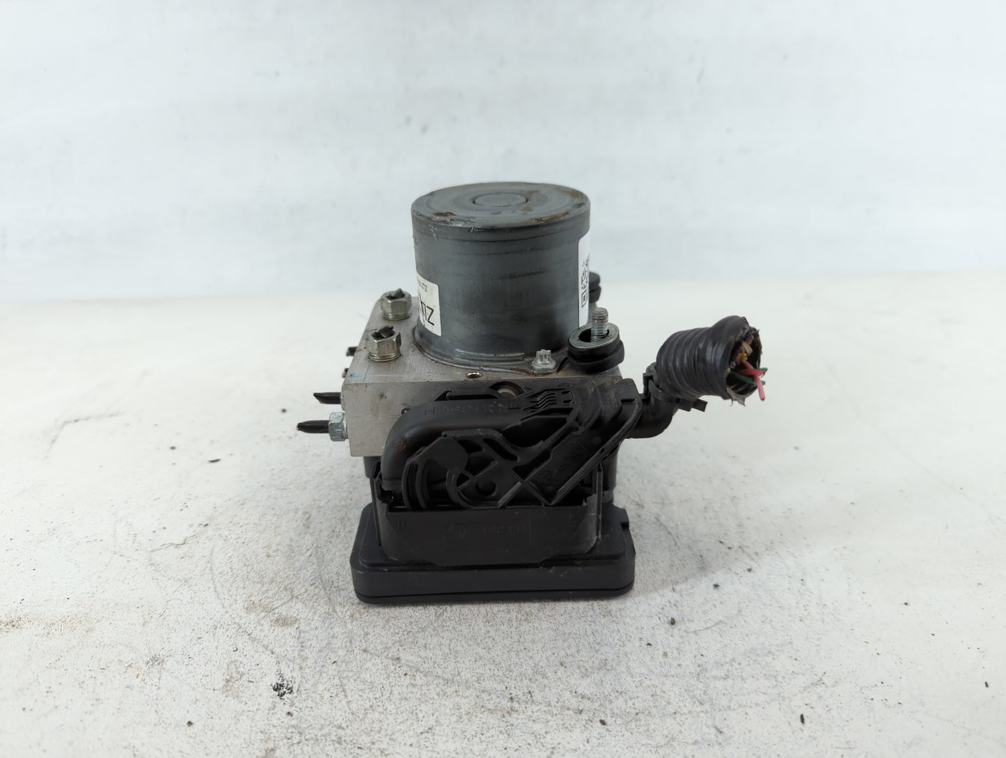 2018-2020 Toyota Camry ABS Pump Control Module Replacement P/N:44540 06290 Fits Fits 2018 2019 2020 OEM Used Auto Parts - Oemusedautoparts1.com