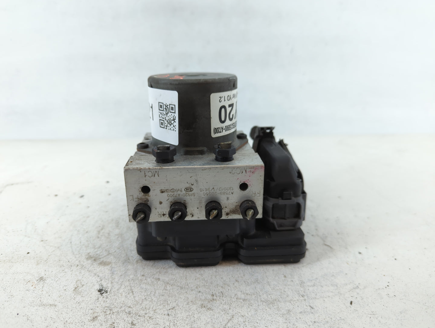 2014-2016 Kia Forte ABS Pump Control Module Replacement P/N:58920-A7200 A7589-20500 Fits Fits 2014 2015 2016 OEM Used Auto Parts - Oemusedautoparts1.com