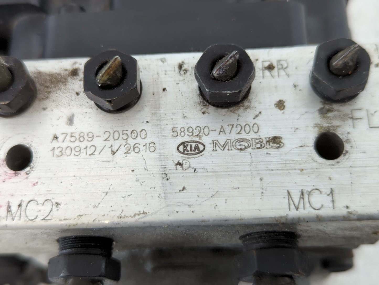 2014-2016 Kia Forte ABS Pump Control Module Replacement P/N:58920-A7200 A7589-20500 Fits Fits 2014 2015 2016 OEM Used Auto Parts - Oemusedautoparts1.com