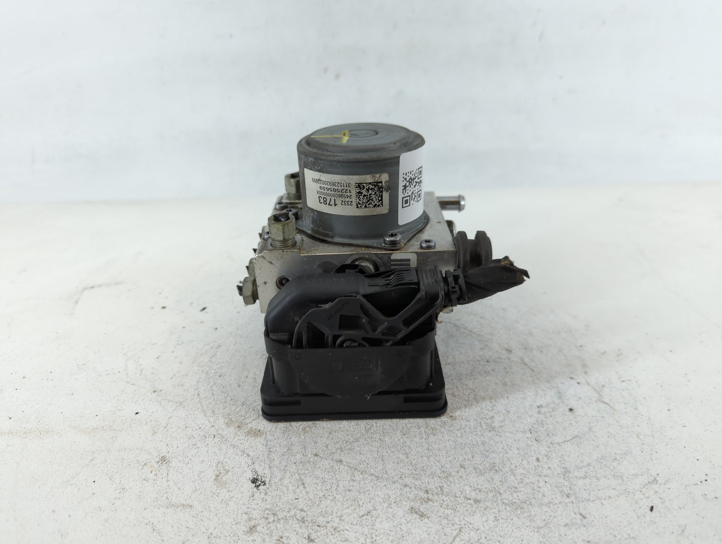 2016 Buick Lacrosse ABS Pump Control Module Replacement P/N:23321781 Fits Fits 2017 OEM Used Auto Parts - Oemusedautoparts1.com