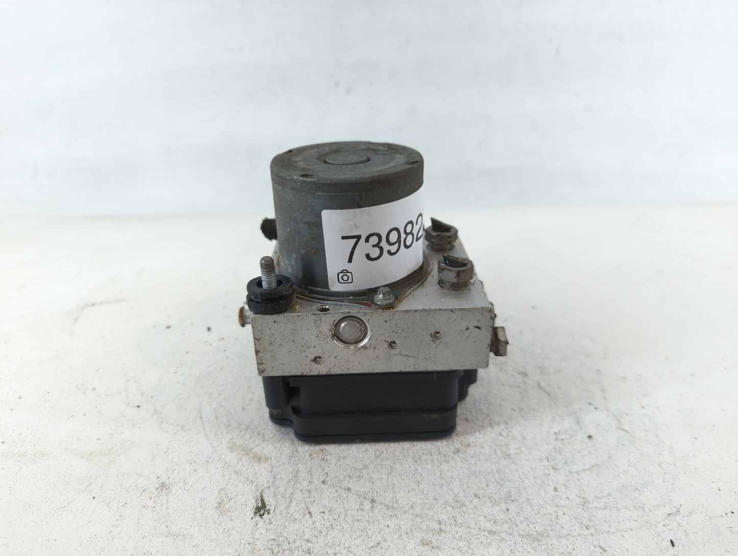 2014-2019 Ford Taurus ABS Pump Control Module Replacement P/N:DG1T-2C405-BA Fits Fits 2014 2015 2016 2017 2018 2019 OEM Used Auto Parts - Oemusedautoparts1.com