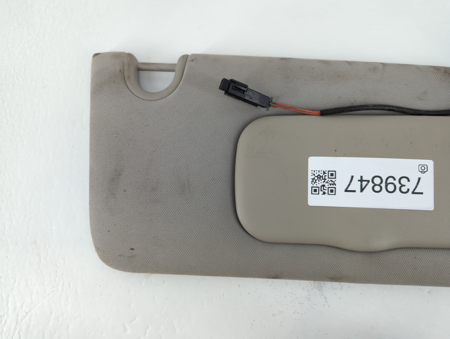 2006-2011 Buick Lucerne Sun Visor Shade Replacement Passenger Right Mirror Fits Fits 2006 2007 2008 2009 2010 2011 OEM Used Auto Parts - Oemusedautoparts1.com