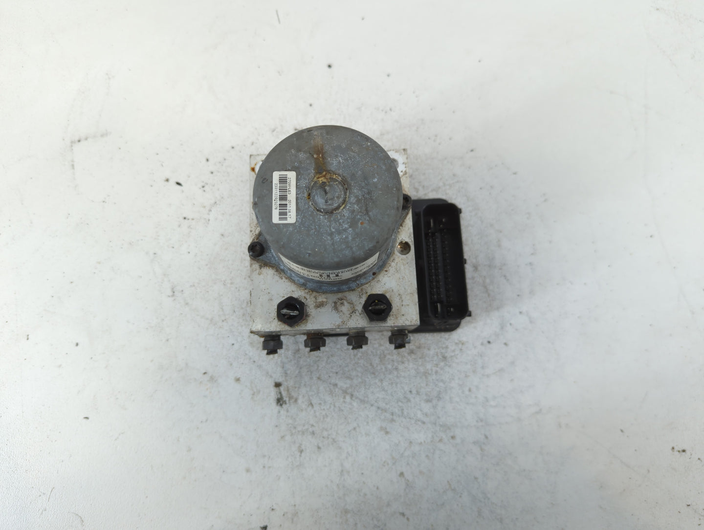 2011-2013 Kia Optima ABS Pump Control Module Replacement P/N:58920-2T550 Fits Fits 2011 2012 2013 OEM Used Auto Parts - Oemusedautoparts1.com