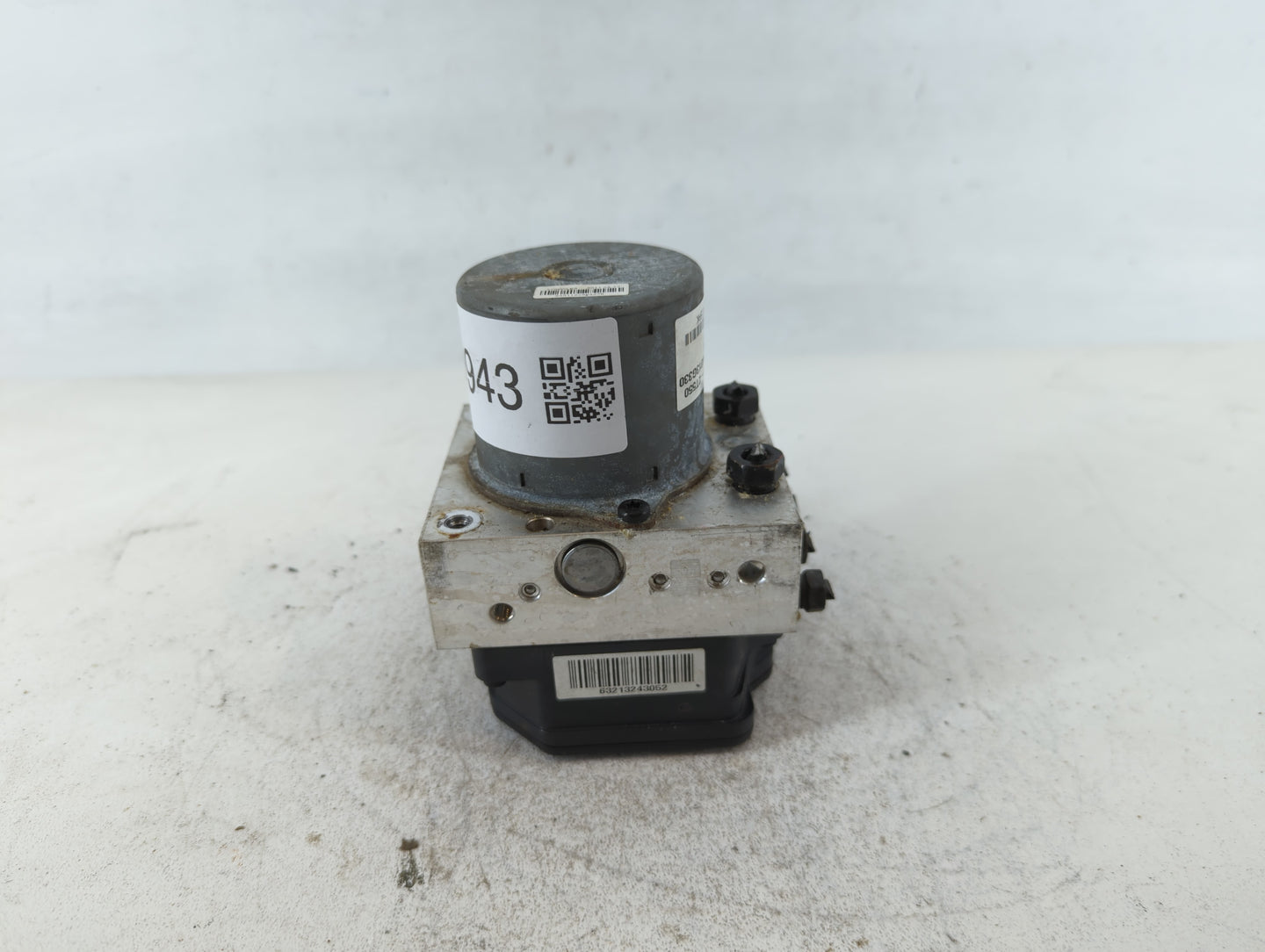2011-2013 Kia Optima ABS Pump Control Module Replacement P/N:58920-2T550 Fits Fits 2011 2012 2013 OEM Used Auto Parts - Oemusedautoparts1.com