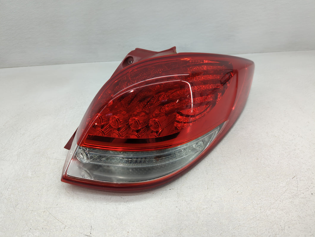 2013-2017 Hyundai Veloster Tail Light Assembly Passenger Right OEM Fits Fits 2013 2014 2015 2016 2017 OEM Used Auto Parts