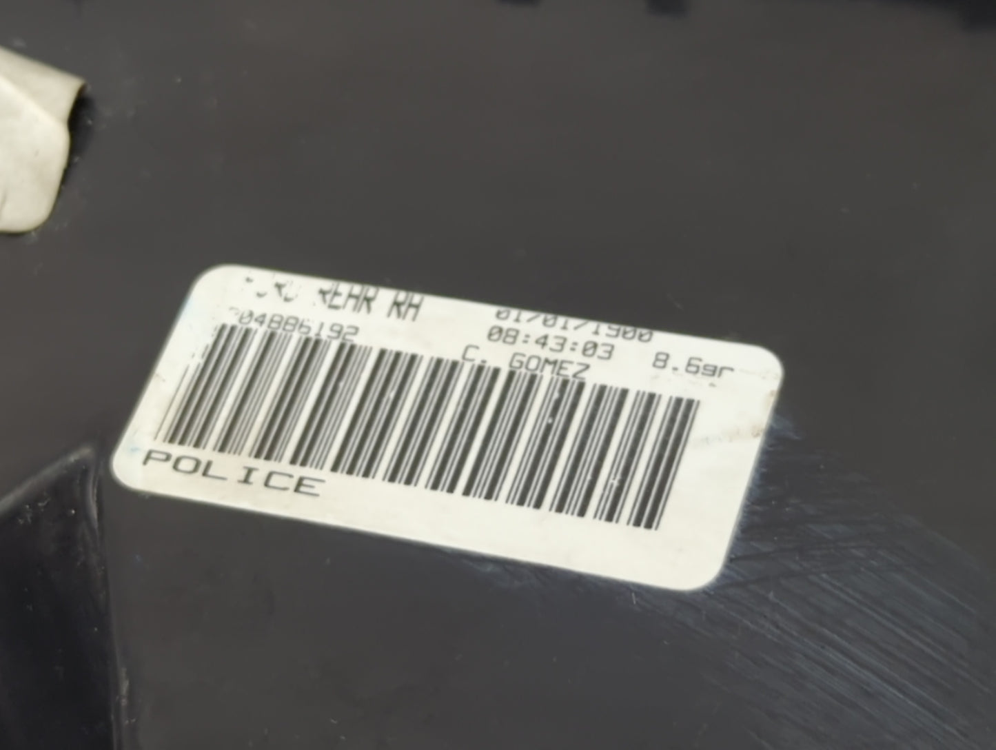 2000-2011 Ford Crown Victoria Tail Light Assembly Passenger Right OEM P/N:04886192 Fits OEM Used Auto Parts - Oemusedautoparts1.com