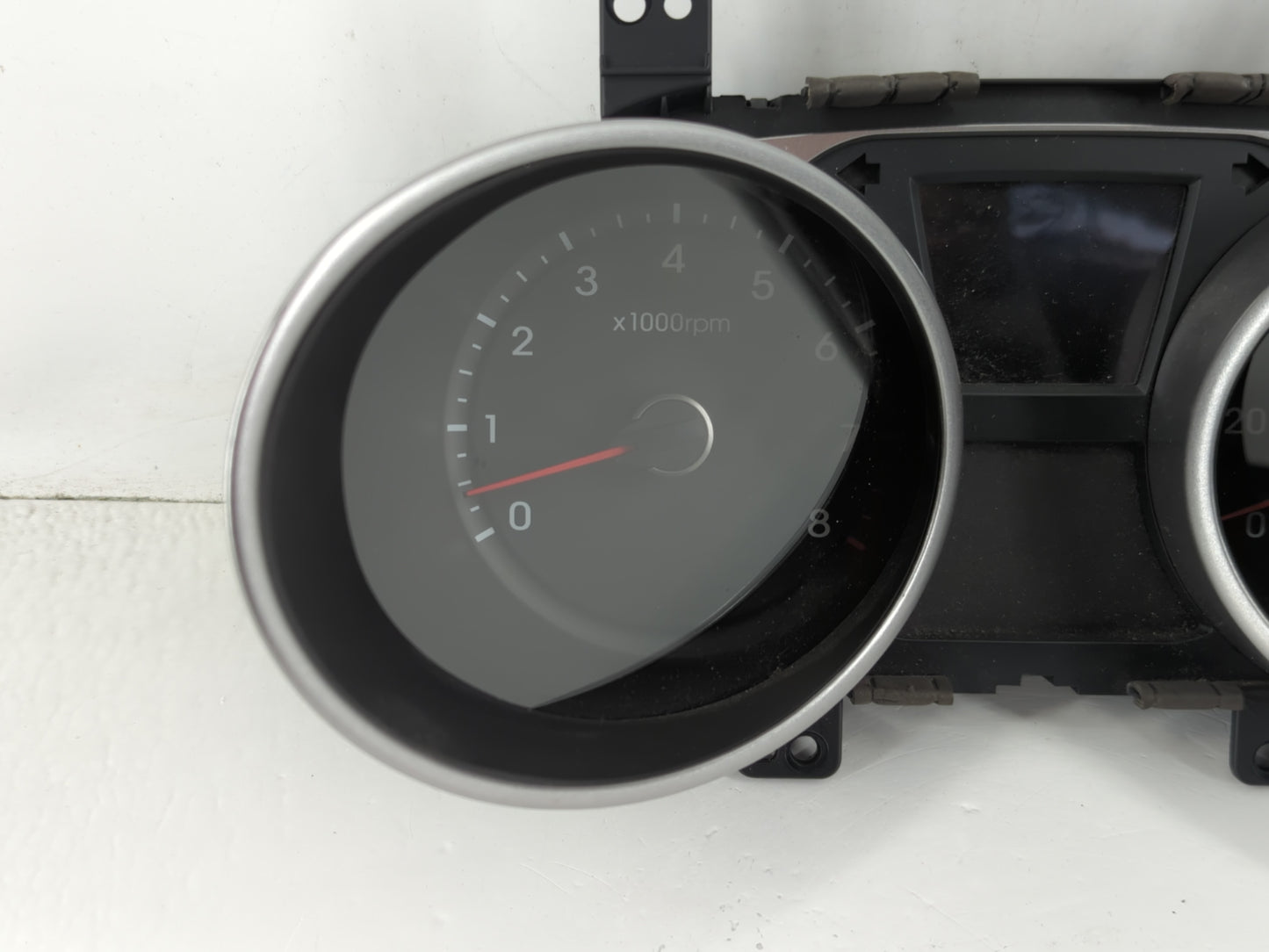 2014-2015 Hyundai Tucson Instrument Cluster Speedometer Gauges P/N:2015 01 16 Fits Fits 2014 2015 OEM Used Auto Parts - Oemusedautoparts1.com