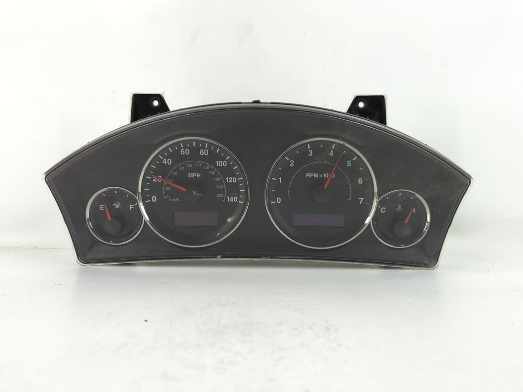 2006 Jeep Commander Instrument Cluster Speedometer Gauges P/N:CR-0034-021-M0-C0 05172901AH Fits OEM Used Auto Parts