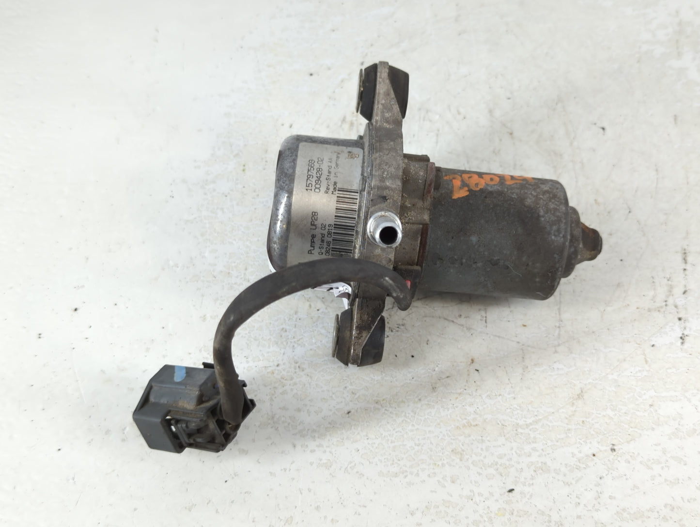 2009 Cadillac Cts Central Vaccum Lock Pump 15797569 - Oemusedautoparts1.com