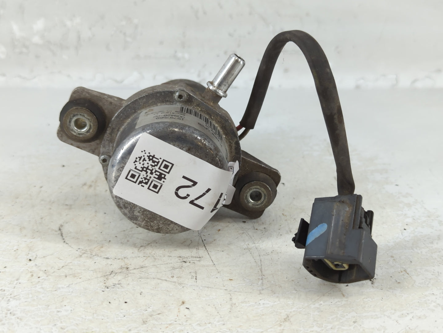 2009 Cadillac Cts Central Vaccum Lock Pump 15797569 - Oemusedautoparts1.com