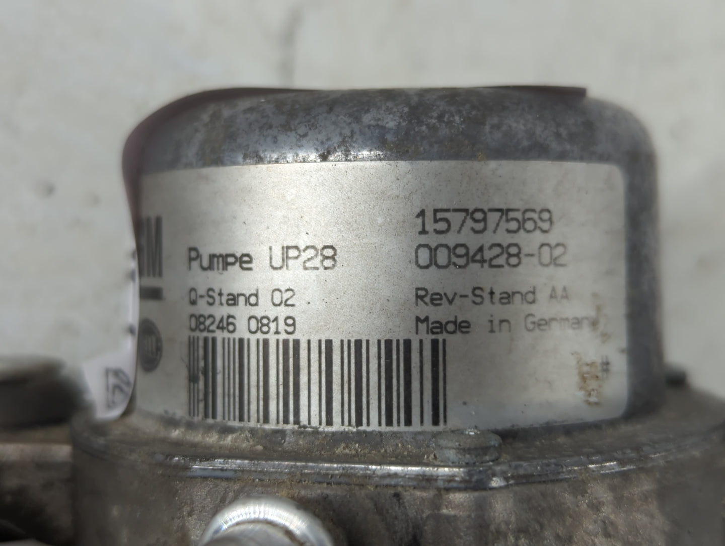 2009 Cadillac Cts Central Vaccum Lock Pump 15797569 - Oemusedautoparts1.com
