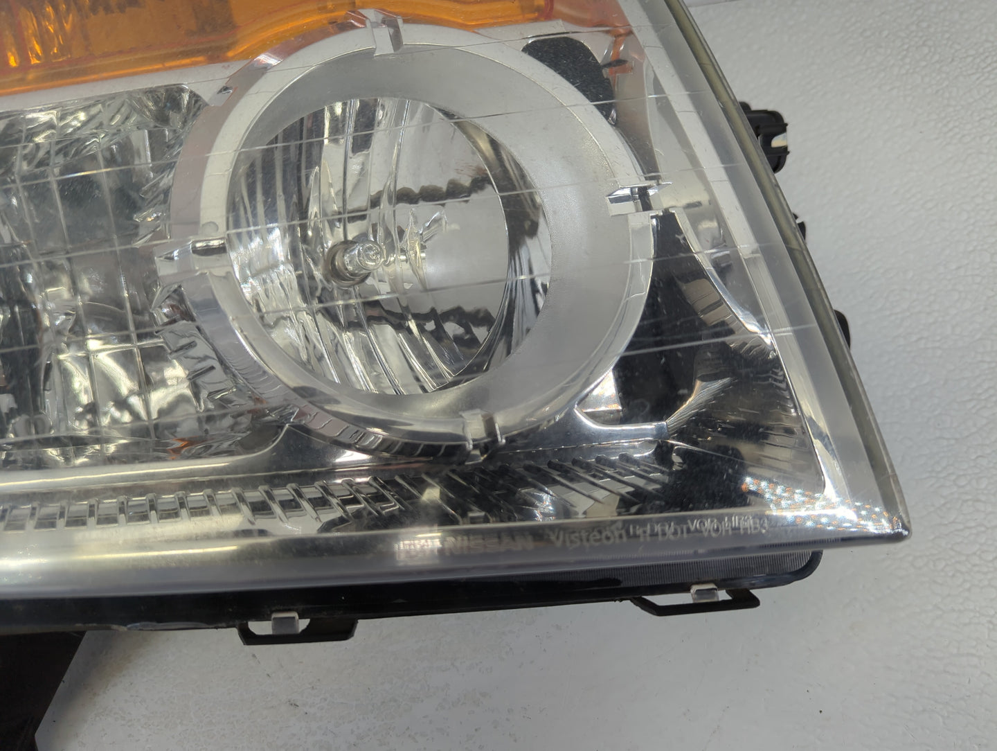 2007 Volkswagen Touareg Passenger Right Oem Head Light Headlight Lamp - Oemusedautoparts1.com