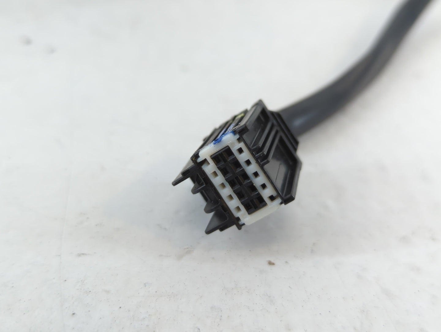 2015-2017 Gmc Terrain Side Mirror Replacement Driver Left View Door Mirror Fits Fits 2015 2016 2017 OEM Used Auto Parts - Oemusedautoparts1.com