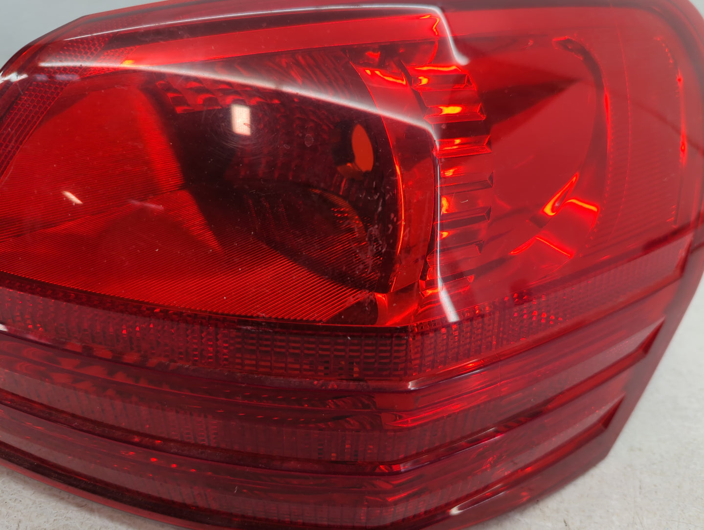 2008-2015 Nissan Rogue Tail Light Assembly Driver Left OEM Fits Fits 2008 2009 2010 2011 2012 2013 2014 2015 OEM Used Auto Parts - Oemusedautoparts1.com