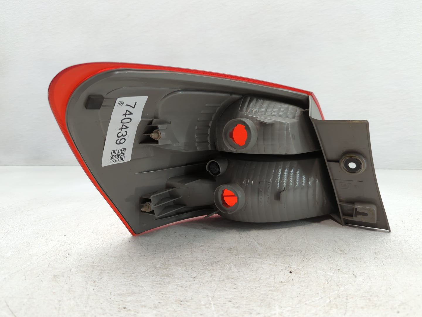 2008-2015 Nissan Rogue Tail Light Assembly Driver Left OEM Fits Fits 2008 2009 2010 2011 2012 2013 2014 2015 OEM Used Auto Parts - Oemusedautoparts1.com