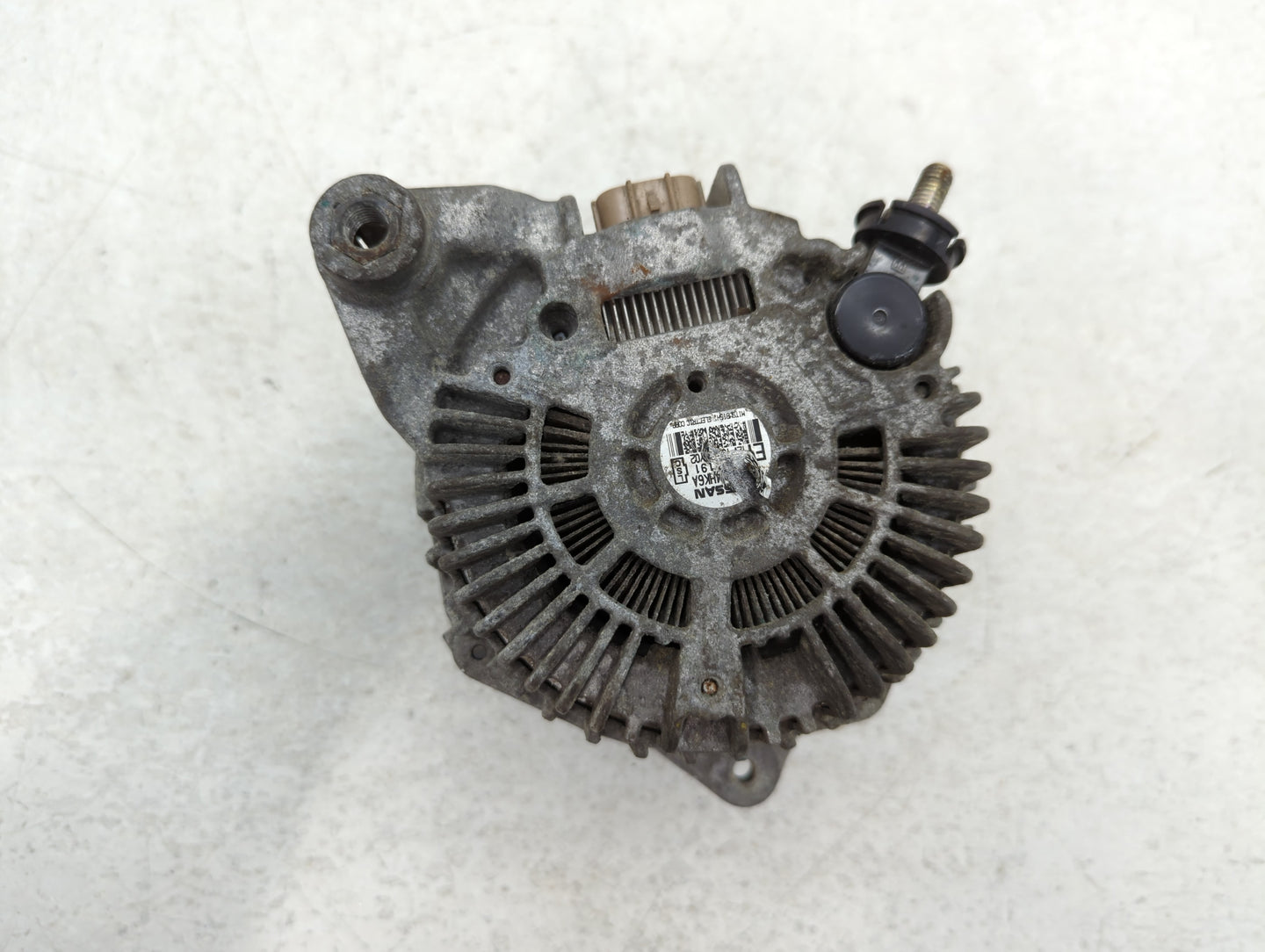 2017-2018 Infiniti Q60 Alternator Replacement Generator Charging Assembly Engine OEM Fits Fits 2016 2017 2018 2019 OEM Used Auto Parts - Oemusedautoparts1.com
