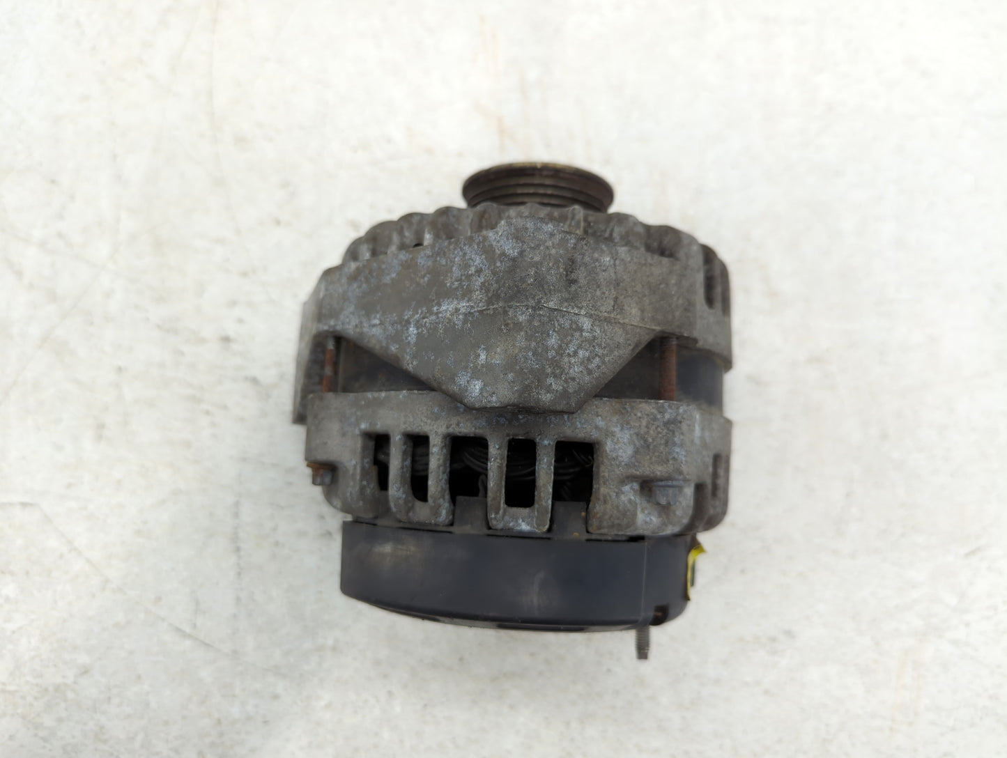 2009-2014 Chevrolet Express 1500 Alternator Replacement Generator Charging Assembly Engine OEM P/N:7352995971 Fits OEM Used Auto Parts - Oemusedautoparts1.com