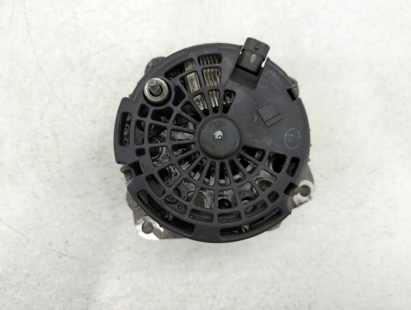 2007-2013 Gmc Sierra 1500 Alternator Replacement Generator Charging Assembly Engine OEM Fits OEM Used Auto Parts - Oemusedautoparts1.com