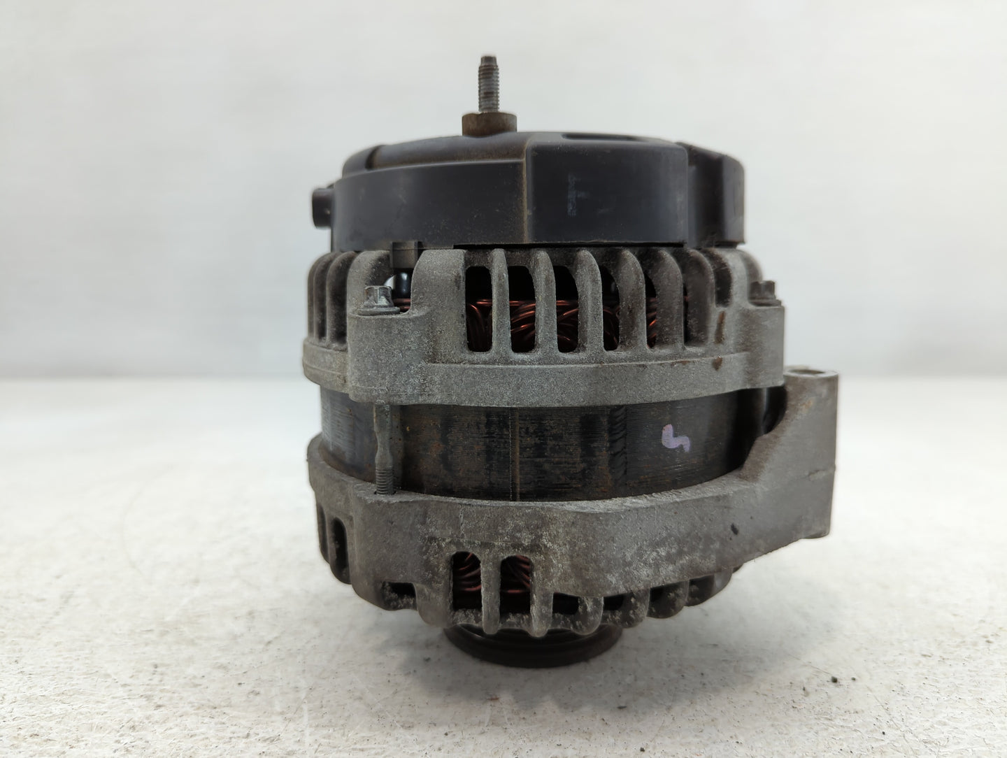 2007-2013 Gmc Sierra 1500 Alternator Replacement Generator Charging Assembly Engine OEM Fits OEM Used Auto Parts - Oemusedautoparts1.com