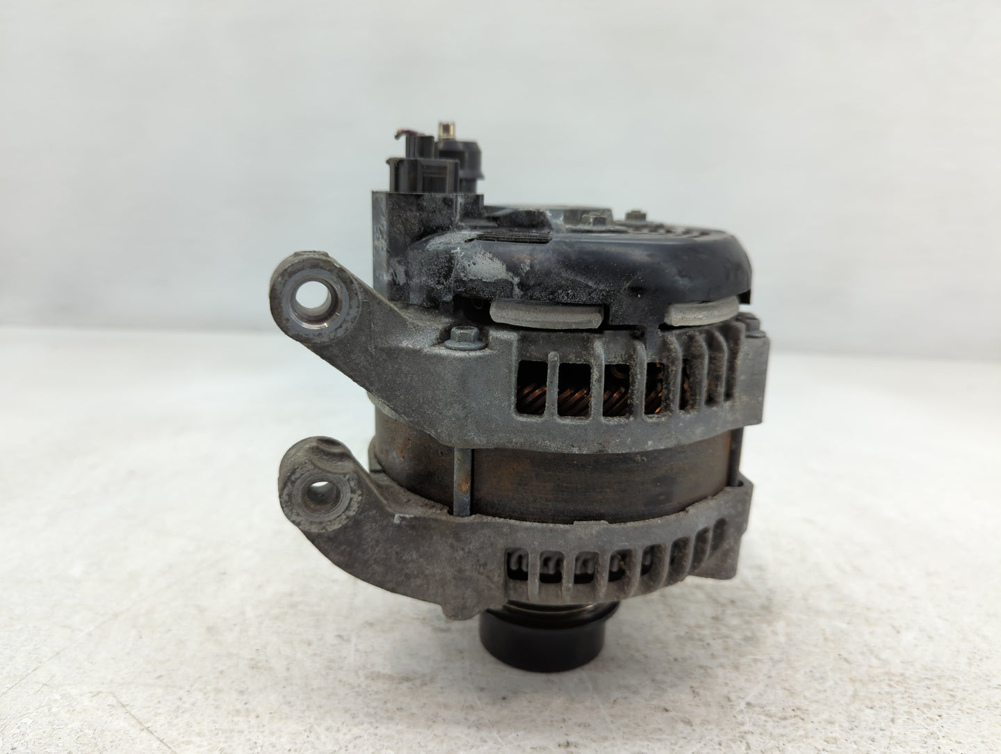 2015-2018 Ford Edge Alternator Replacement Generator Charging Assembly Engine OEM P/N:MX104211-0780 Fits OEM Used Auto Parts - Oemusedautoparts1.com