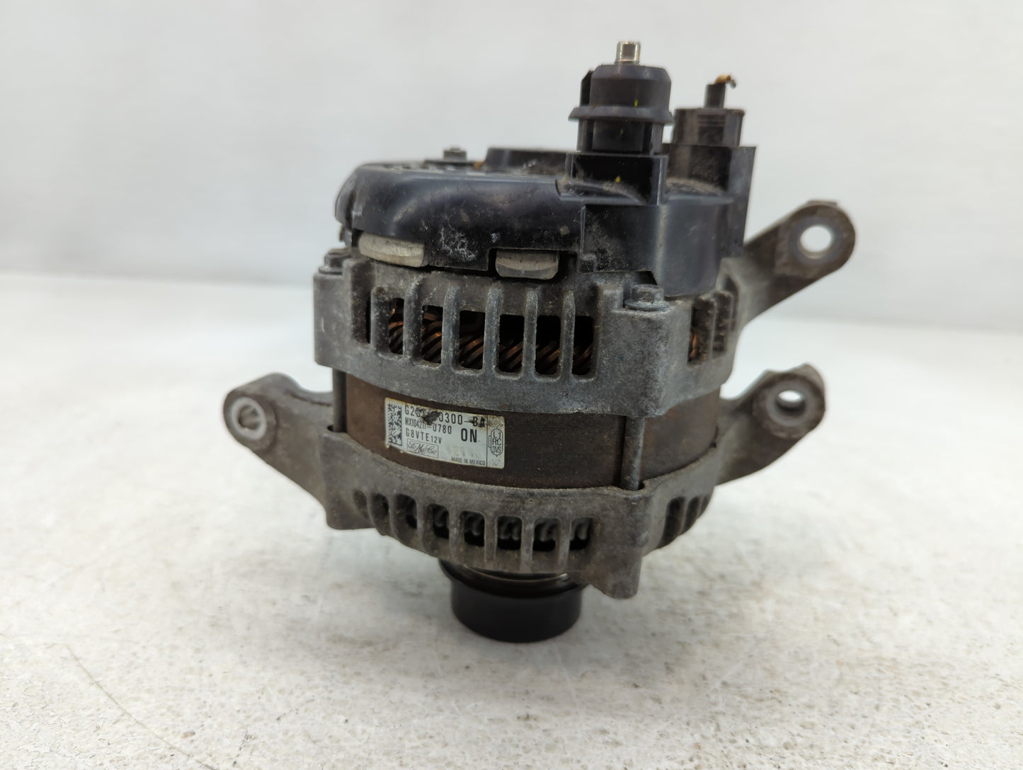 2015-2018 Ford Edge Alternator Replacement Generator Charging Assembly Engine OEM P/N:MX104211-0780 Fits OEM Used Auto Parts - Oemusedautoparts1.com