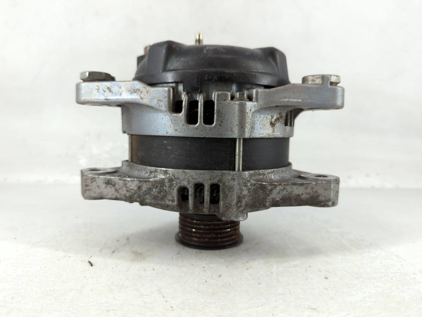 2017 Genesis G80 Alternator Replacement Generator Charging Assembly Engine OEM P/N:104211-8470 37300-3C552 Fits OEM Used Auto Parts - Oemusedautoparts1.com
