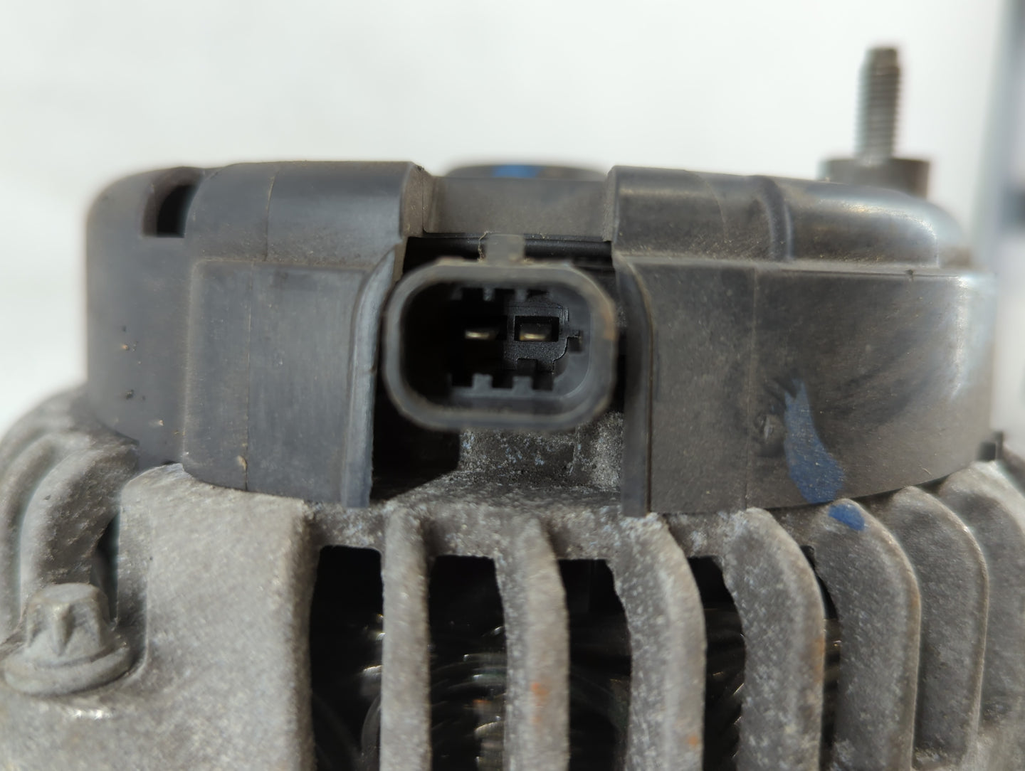 2007-2009 Saab 9-7x Alternator Replacement Generator Charging Assembly Engine OEM Fits Fits 2007 2008 2009 OEM Used Auto Parts - Oemusedautoparts1.com