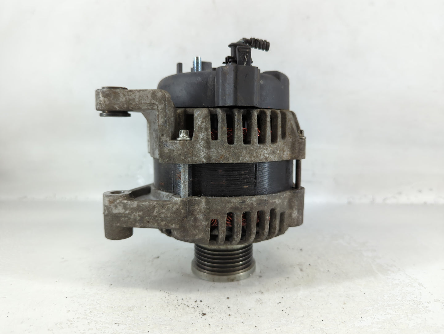 2012-2019 Chevrolet Sonic Alternator Replacement Generator Charging Assembly Engine OEM P/N:13579663 Fits OEM Used Auto Parts - Oemusedautoparts1.com