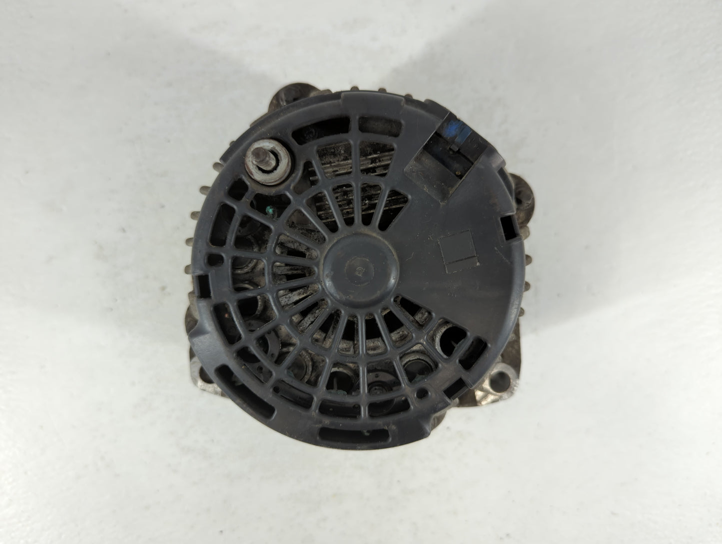 2005-2011 Chevrolet Express 2500 Alternator Replacement Generator Charging Assembly Engine OEM P/N:22781131 Fits OEM Used Auto Parts - Oemusedautoparts1.com