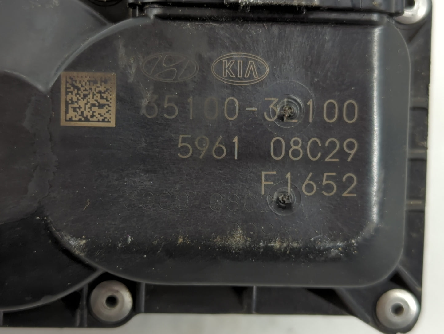 2020-2022 Kia Telluride Throttle Body P/N:35100-3L100 Fits Fits 2017 2018 2019 2020 2021 2022 OEM Used Auto Parts - Oemusedautoparts1.com