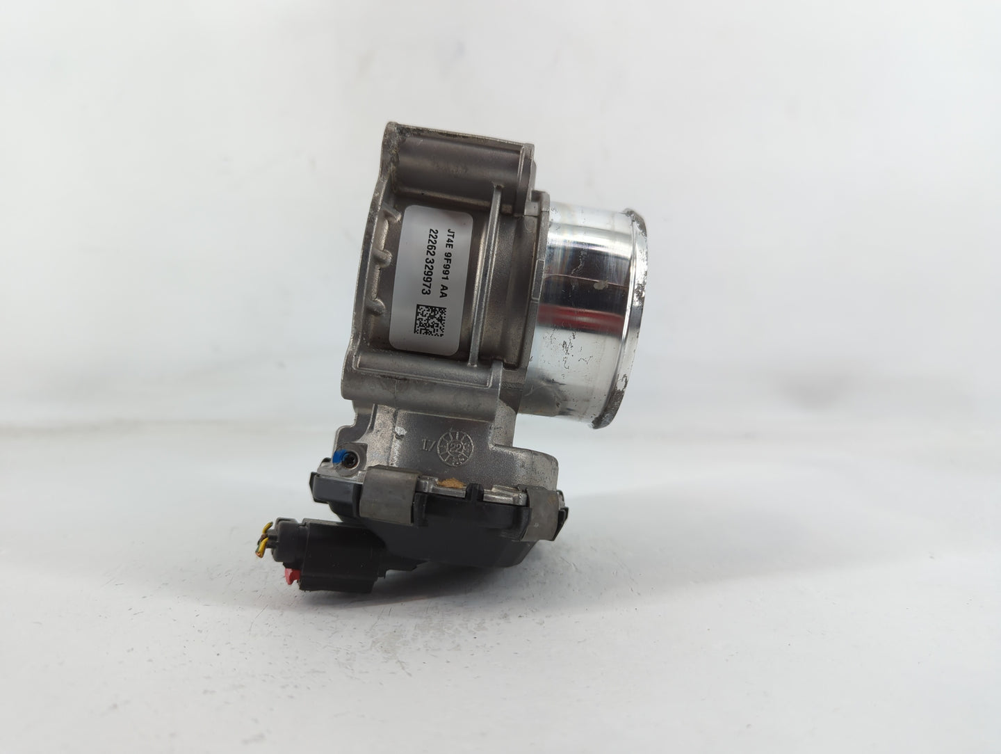 2020-2022 Ford Explorer Throttle Body P/N:J2219A-0999 CB223004393, 22301141 Fits Fits 2018 2019 2020 2021 2022 OEM Used Auto Parts - Oemusedautoparts1.com