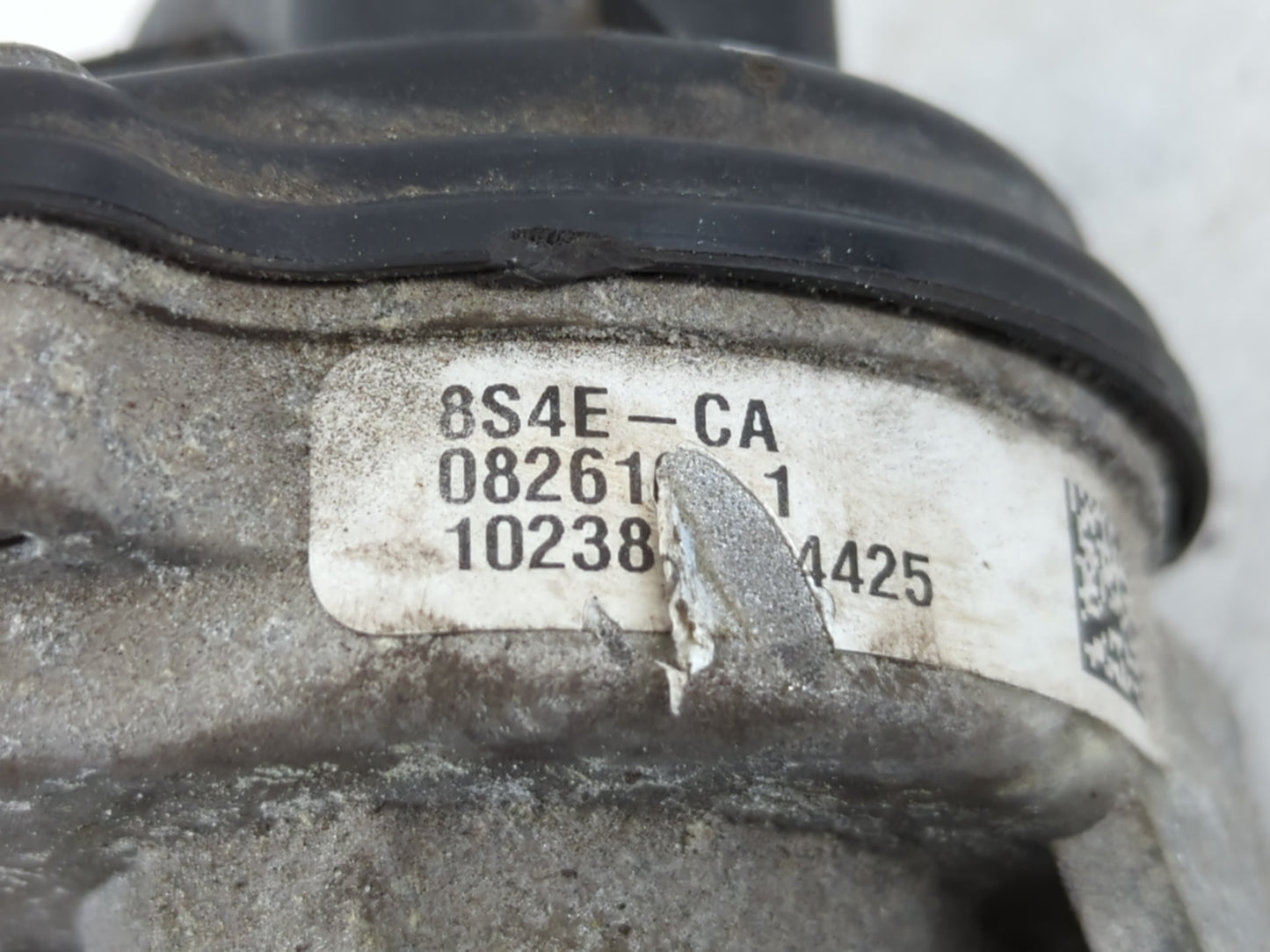 2008-2011 Ford Focus Throttle Body P/N:08261 8S4E-CA Fits Fits 2008 2009 2010 2011 2012 2013 OEM Used Auto Parts - Oemusedautoparts1.com