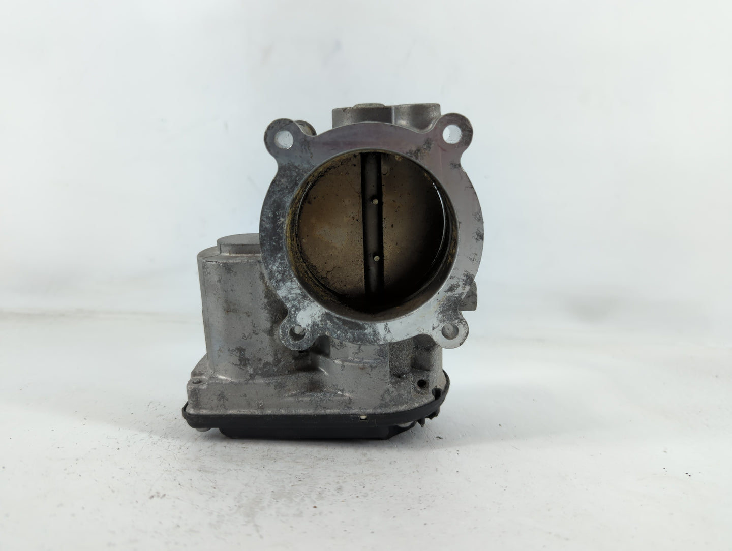 2013-2019 Ford Taurus Throttle Body P/N:2C1323A-0811 Fits Fits 2011 2012 2013 2014 2015 2016 2017 2018 2019 OEM Used Auto Parts - Oemusedautoparts1.com