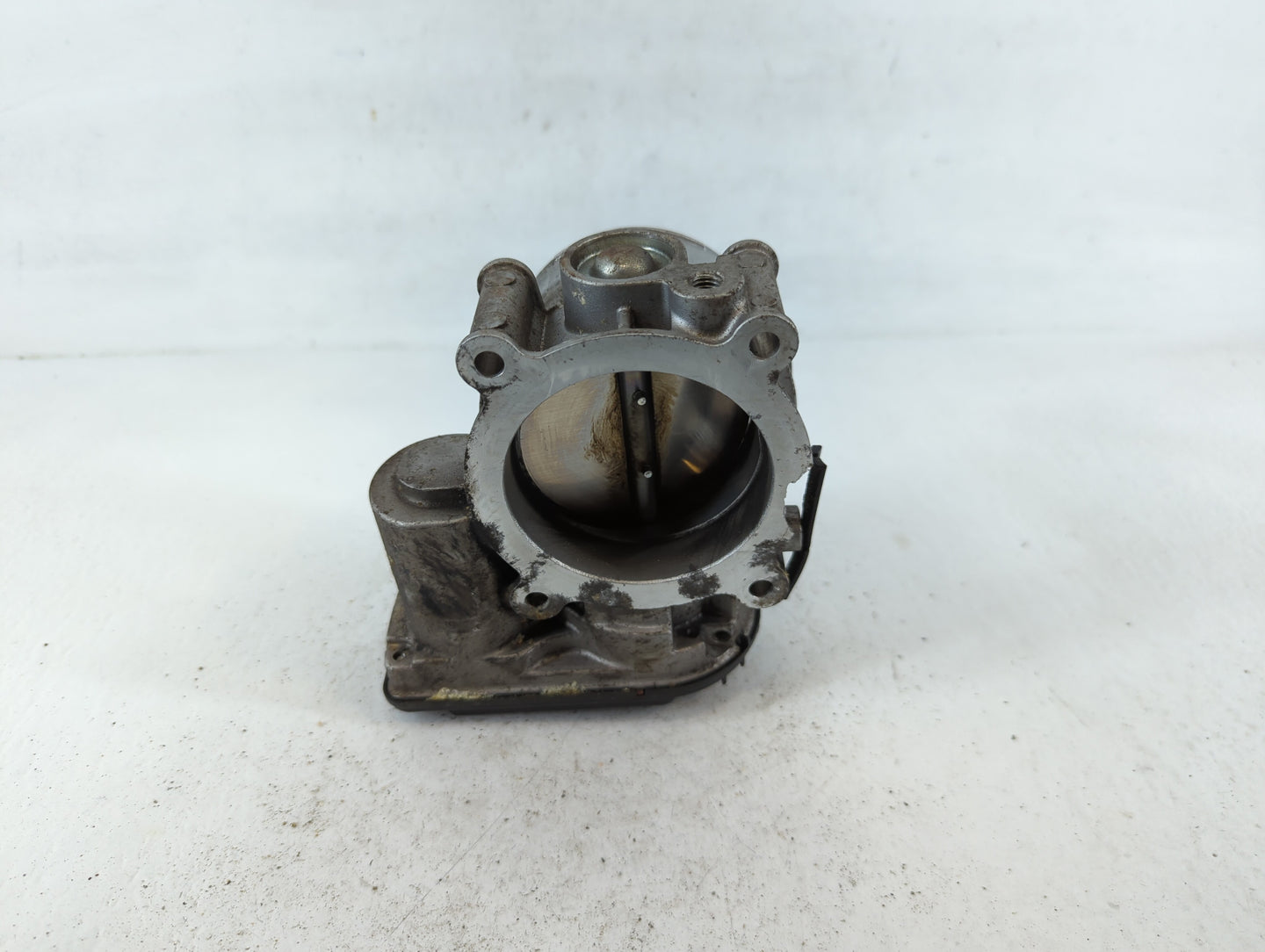 2015-2019 Ford Transit-150 Throttle Body P/N:171634001984 AT4E-9F991-EL Fits Fits 2011 2012 2013 2014 2015 2016 2017 2018 2019 OEM Used Auto Parts - Oemusedautoparts1.com