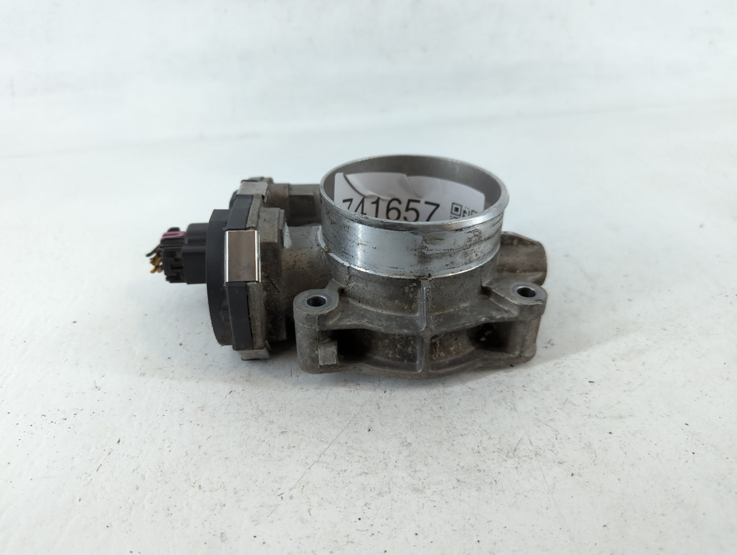2010 Chevrolet Traverse Throttle Body P/N:0320AA995AA5427C Fits Fits 2007 2008 2009 2011 OEM Used Auto Parts - Oemusedautoparts1.com