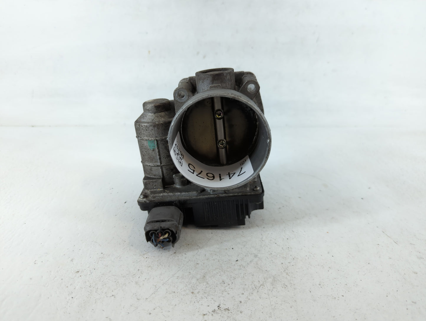 2003-2005 Infiniti Fx35 Throttle Body P/N:05402H RME70-04 Fits Fits 2002 2003 2004 2005 2006 OEM Used Auto Parts - Oemusedautoparts1.com