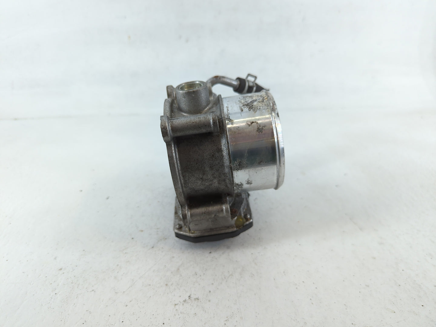 2019-2021 Genesis G70 Throttle Body P/N:35100-32000 Fits Fits 2017 2018 2019 2020 2021 OEM Used Auto Parts - Oemusedautoparts1.com