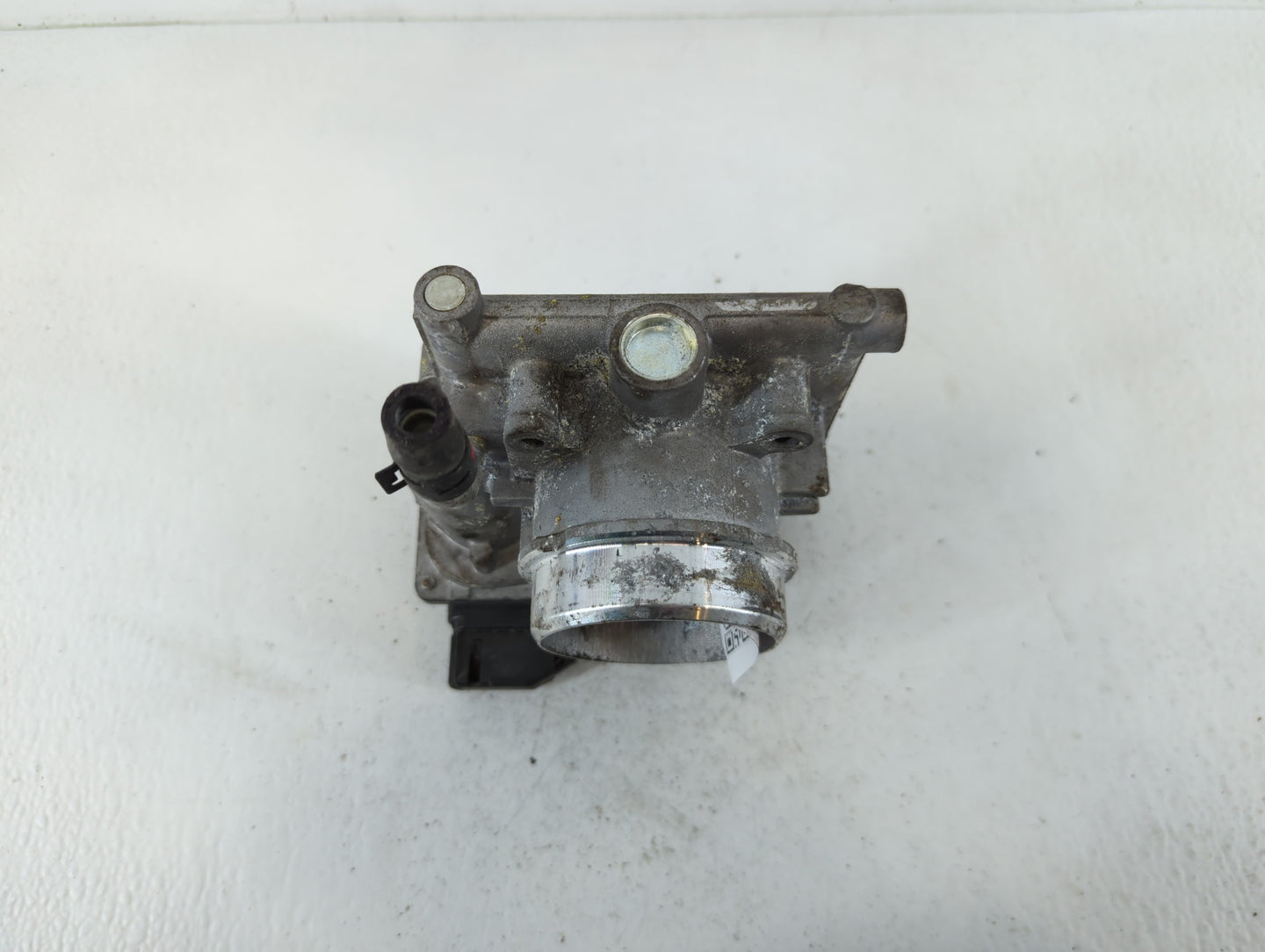 2016-2022 Mazda Cx-9 Throttle Body P/N:142005E24 00405 5E28 Fits Fits 2016 2017 2018 2019 2020 2021 2022 OEM Used Auto Parts - Oemusedautoparts1.com