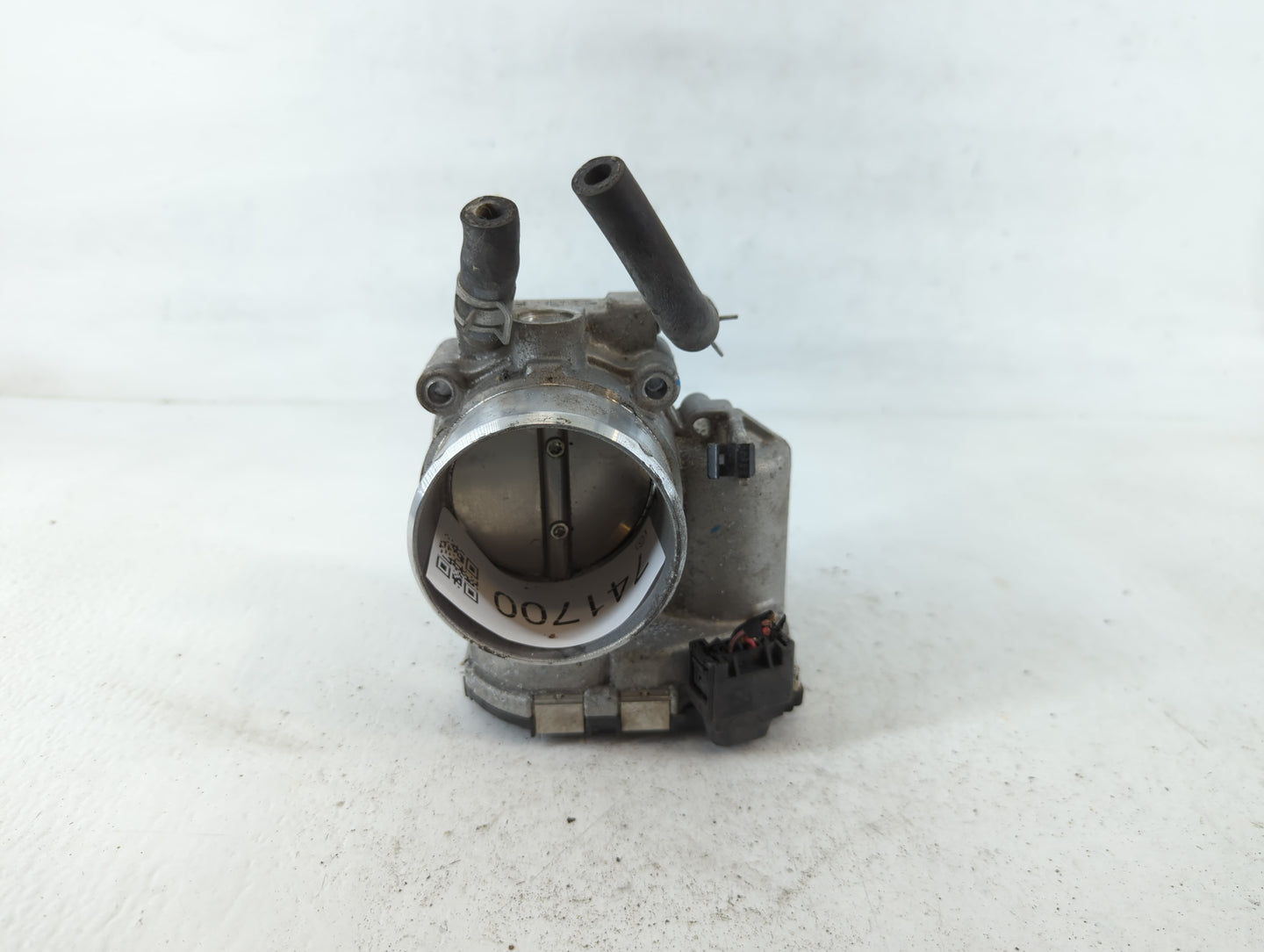 2019-2020 Hyundai Santa Fe Throttle Body P/N:35100-2G600 Fits Fits 2015 2016 2017 2018 2019 2020 2021 OEM Used Auto Parts - Oemusedautoparts1.com
